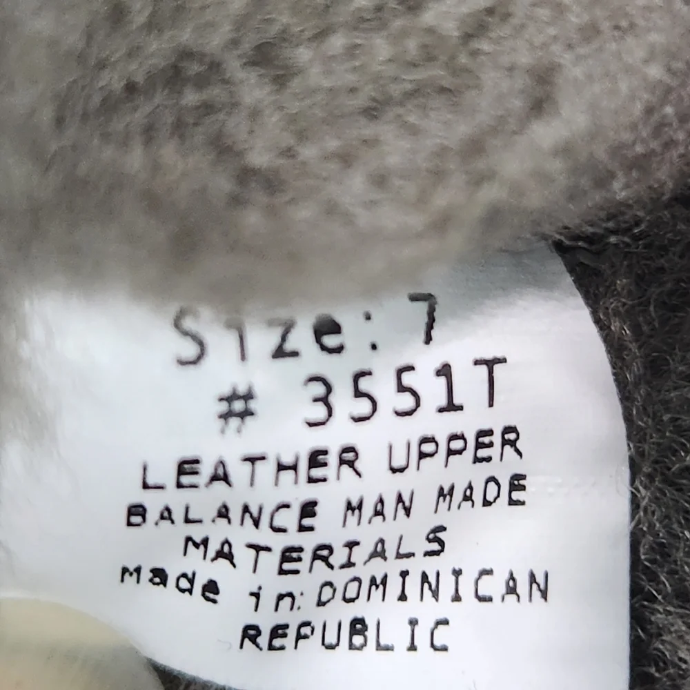 Minnetonka Gray Sheepskin Fur Lined Pug Boots Fringe Winter Moccasin Boot Size 7